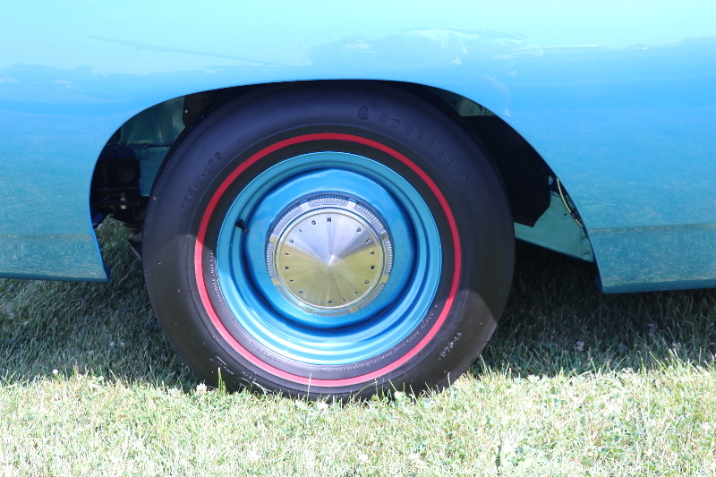 IMG_5669-Andy's 1969 Road Runner.jpg
